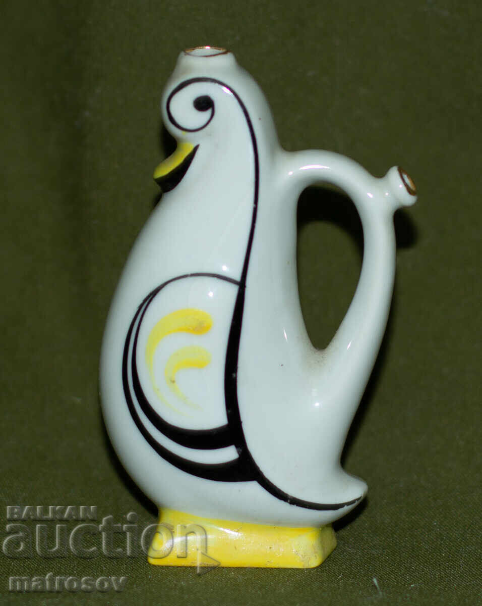 Licitație Figurină decorativă din porțelan bulgărească, reprezentând o rață Licitație Figurină decorativă din porțelan bulgărească, reprezentând o rață