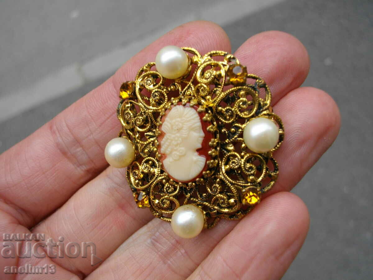 Δημοπρασία ΠΑΛΙΑ ΚΑΡΦΙΛΑ CAMEO