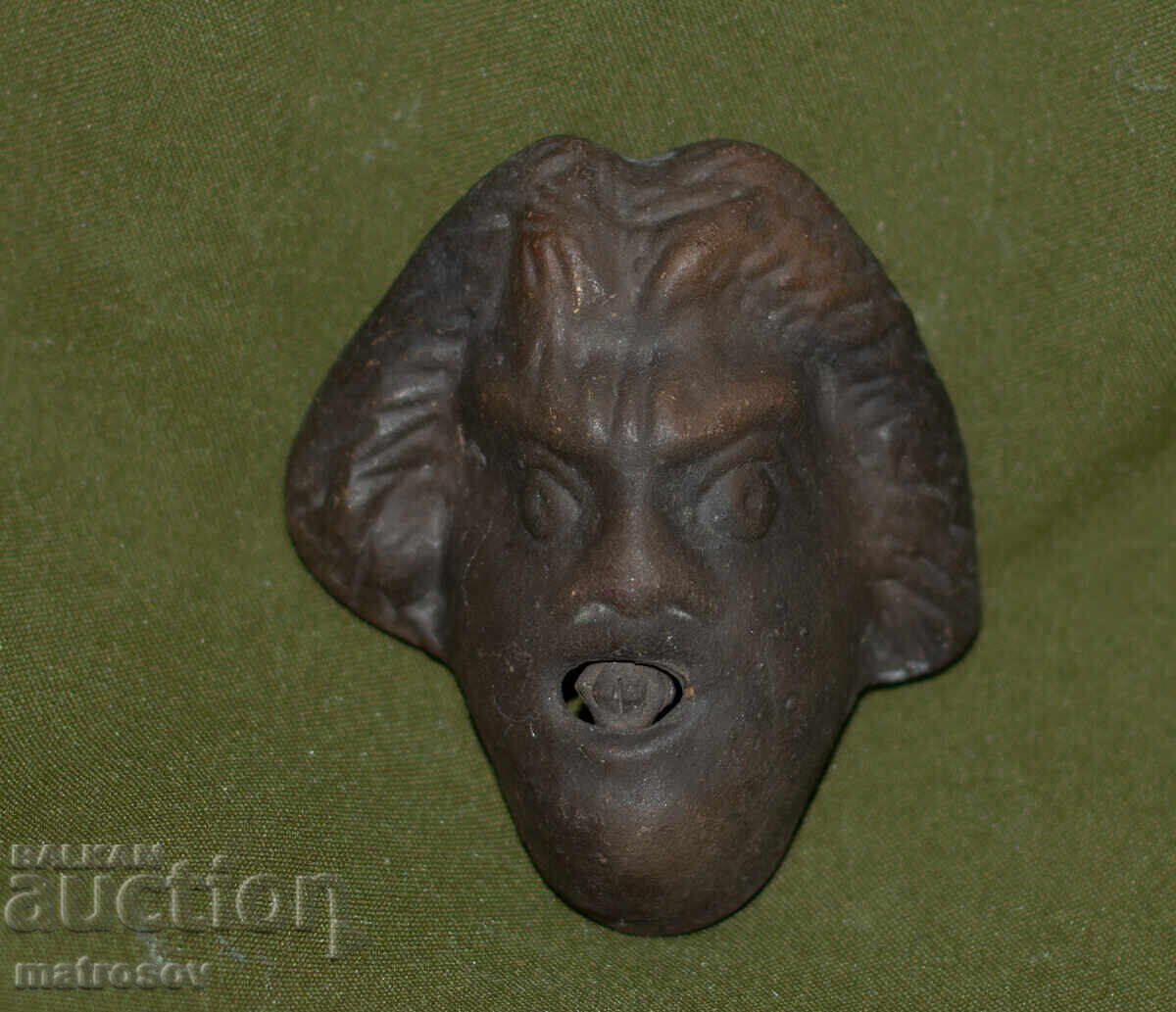 Κεραμική διακόσμηση τοίχου, μάσκα