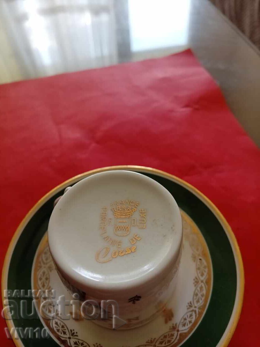 Licitație Ceașcă veche cu farfurioară Franța