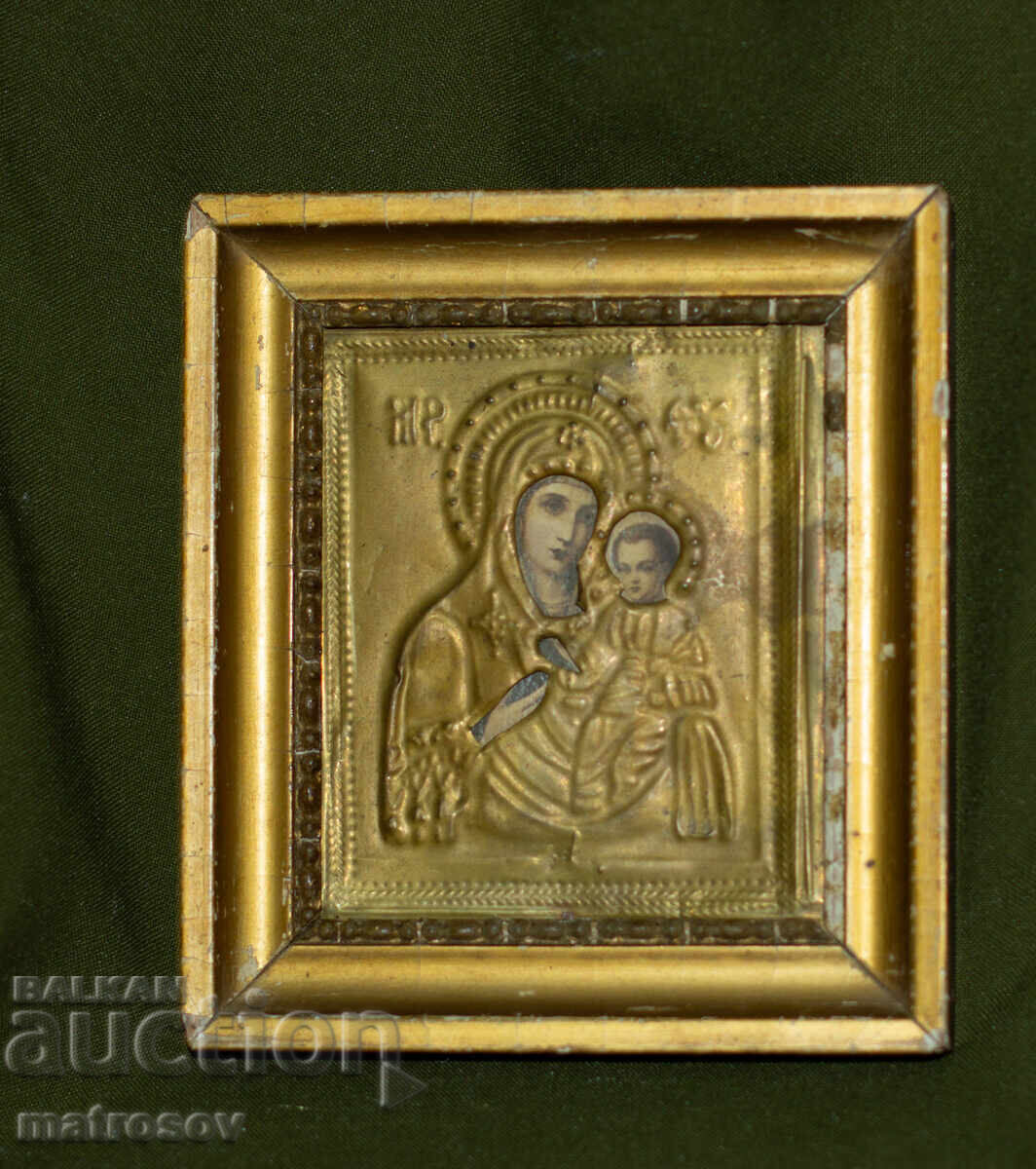 Old copper icon of the Virgin and Child with price 200.00 BGN | € 102.26