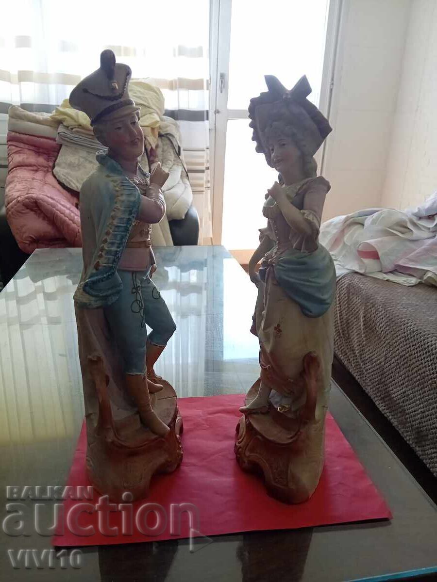 Figurine vechi, biscuiți 2 buc cu preț € 90.00 | 176.02 BGN