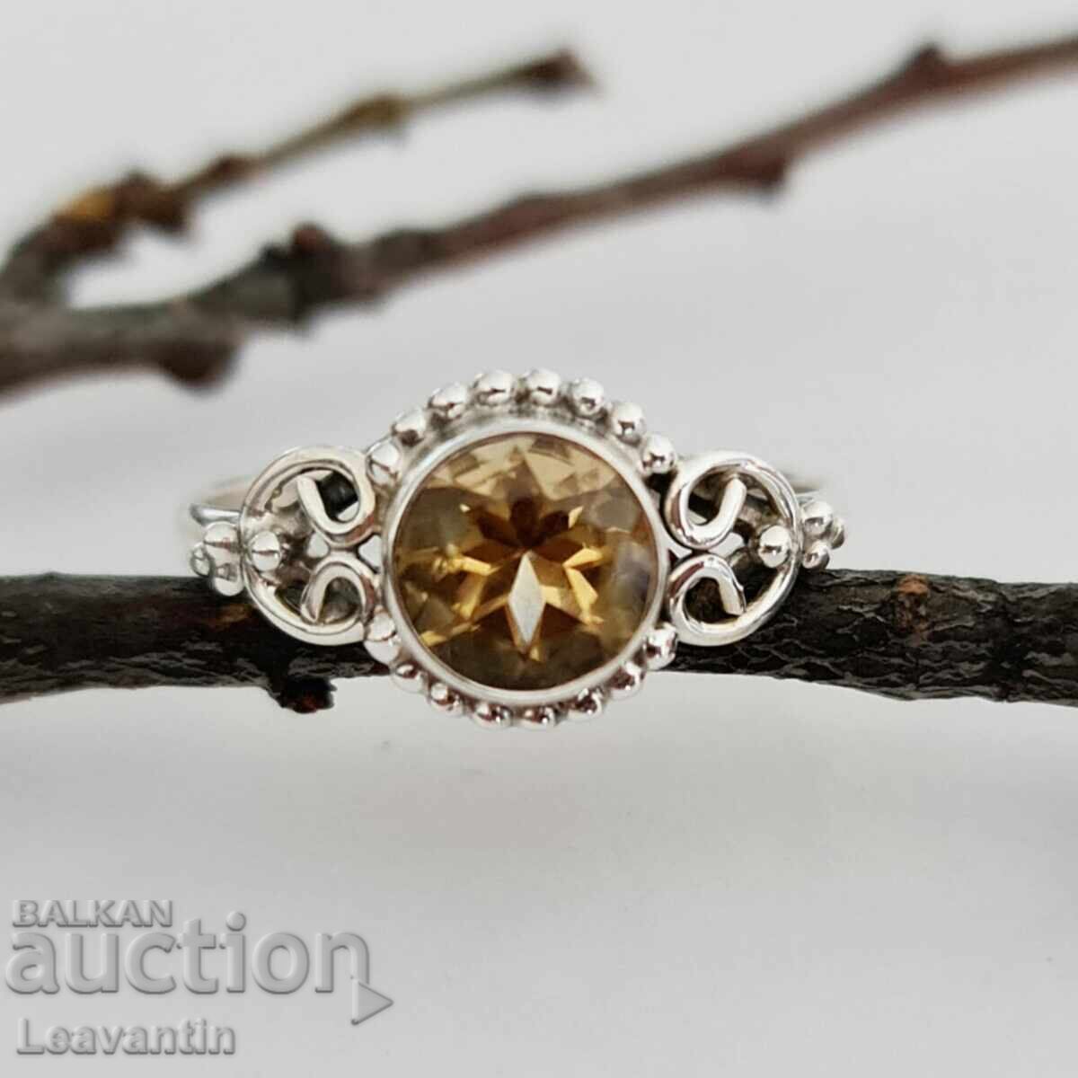 Delivery of Silver ring with Citrine Delivery of Silver ring with Citrine
