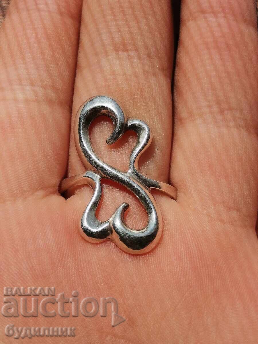 Аукцион Сребърен пръстен. 19,6мм. Пускам над 100 Аукциона. Разгледай Аукцион Сребърен пръстен. 19,6мм. Пускам над 100 Аукциона. Разгледай