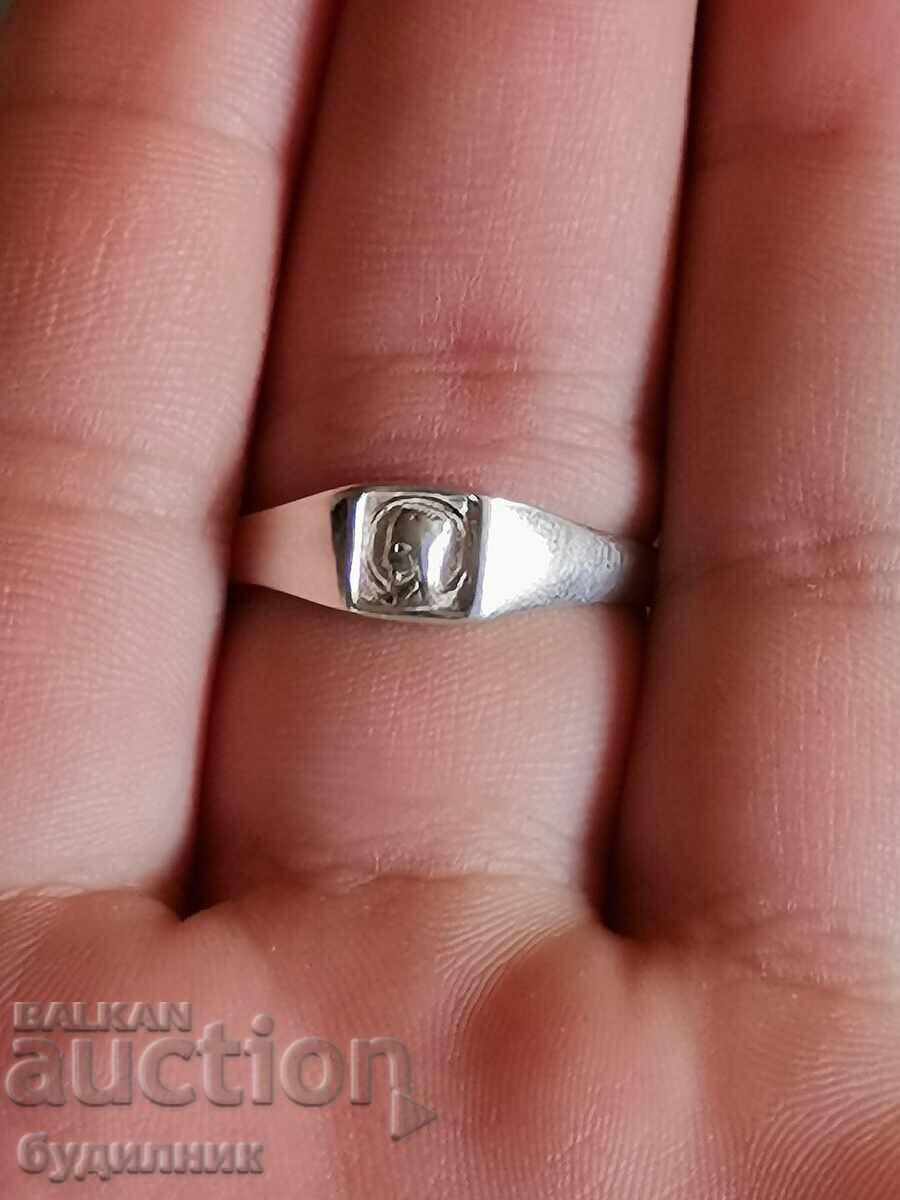 Licitație Inel argint. 16,6mm. Lansez peste 100 de licitații. Vezi și celelalte Licitație Inel argint. 16,6mm. Lansez peste 100 de licitații. Vezi și celelalte