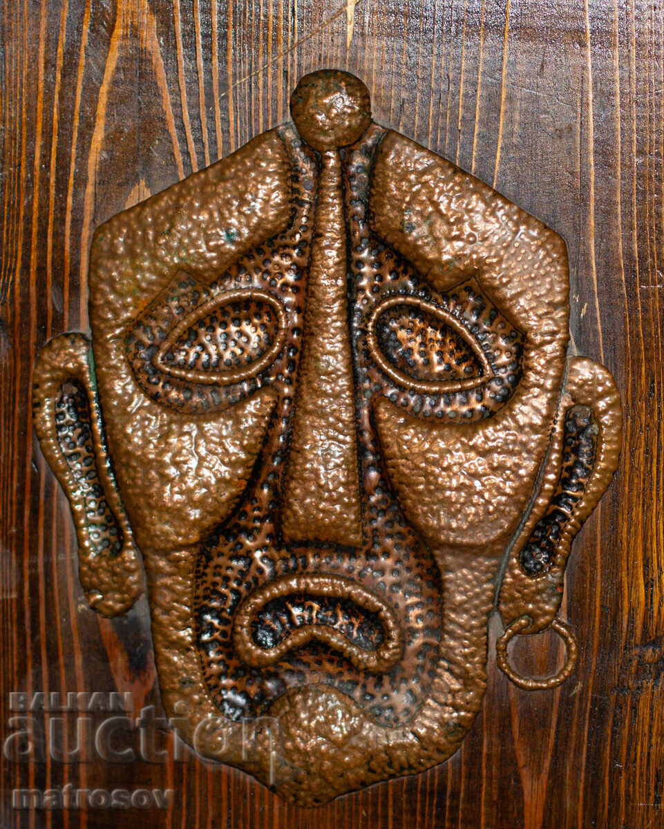 Delivery of Handmade mask, copper bas-relief on wood