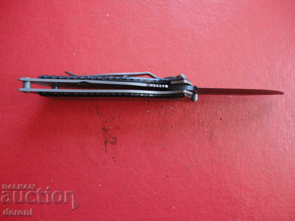 Auction  Pearl Semptec Pocket Knife