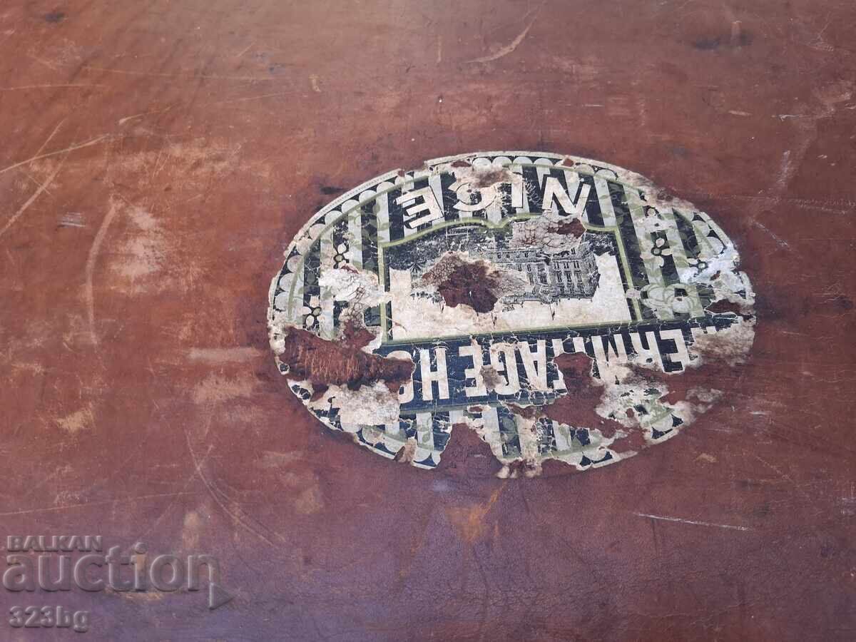 Each retro suitcase 30s with price 99.00 BGN | € 50.62 Each retro suitcase 30s with price 99.00 BGN | € 50.62