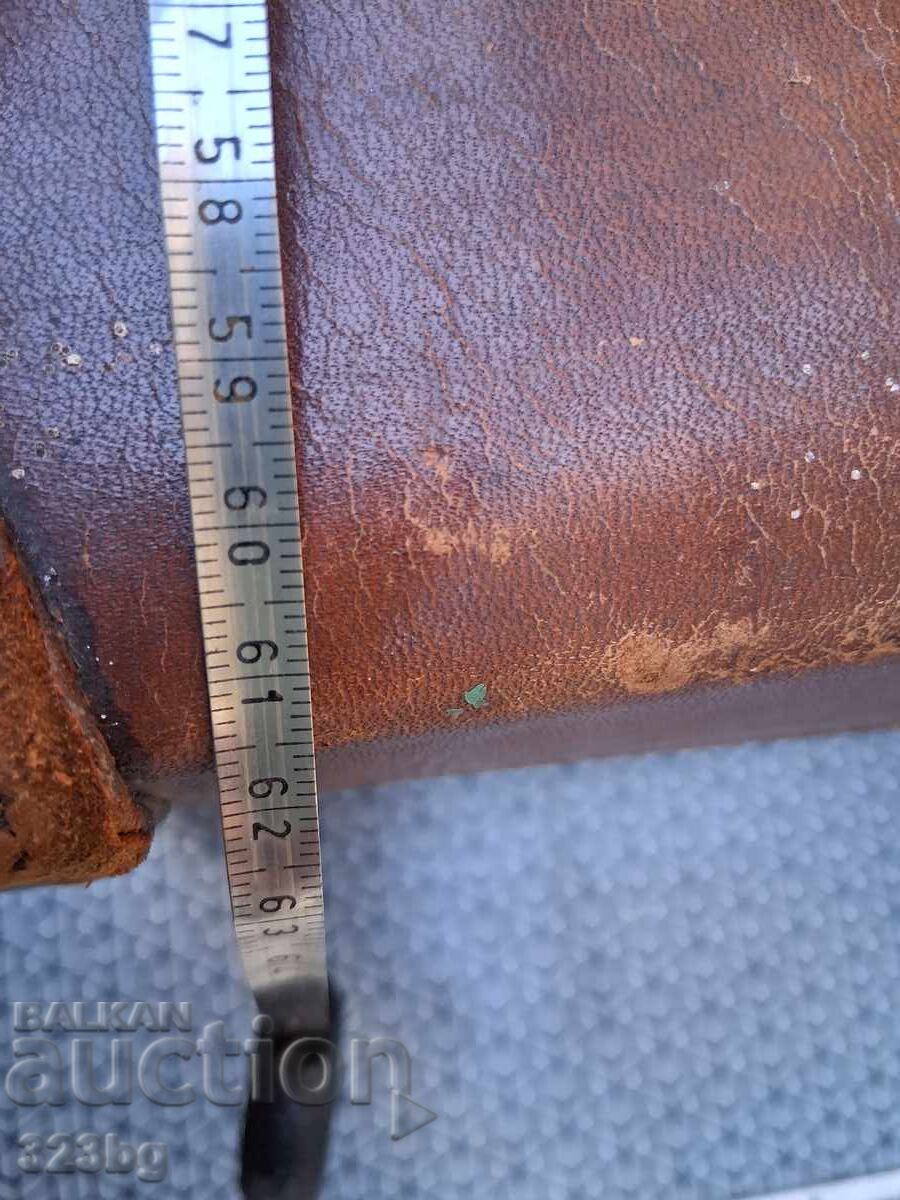 Each retro suitcase 30s - 7 Each retro suitcase 30s - 7