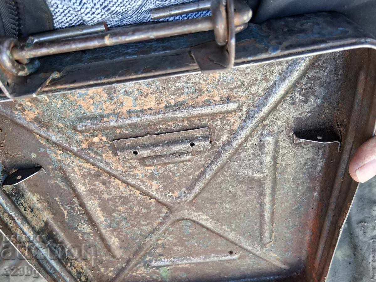 Wehrmacht Box with price 99.00 BGN | € 50.62 Wehrmacht Box with price 99.00 BGN | € 50.62