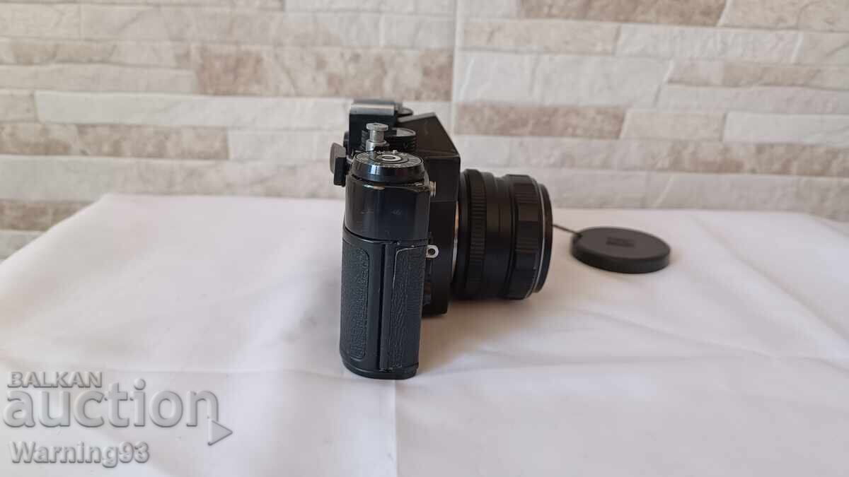 Livrarea Aparat foto mecanic Zenit 12cd - 1983