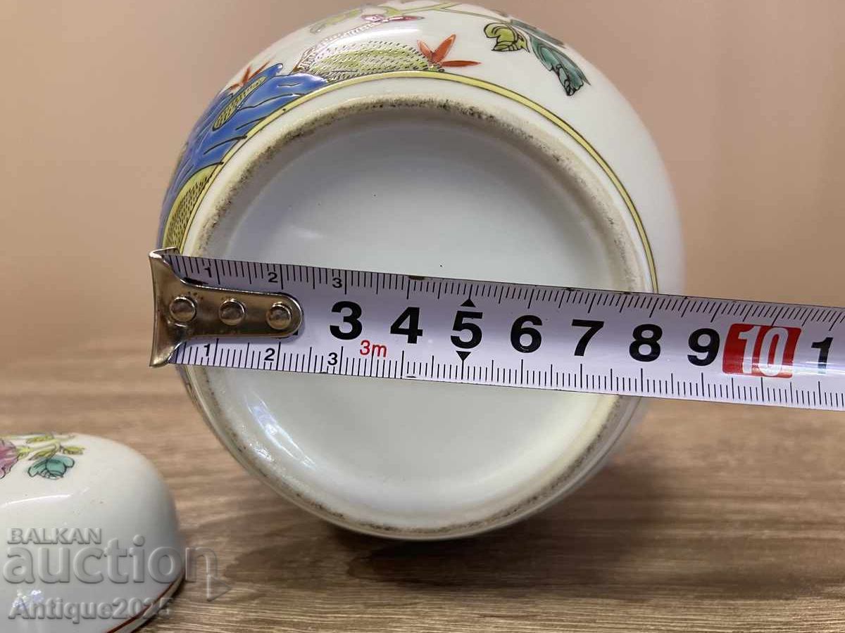 Porcelain vase-jar in Famille Rose style - 7 Porcelain vase-jar in Famille Rose style - 7