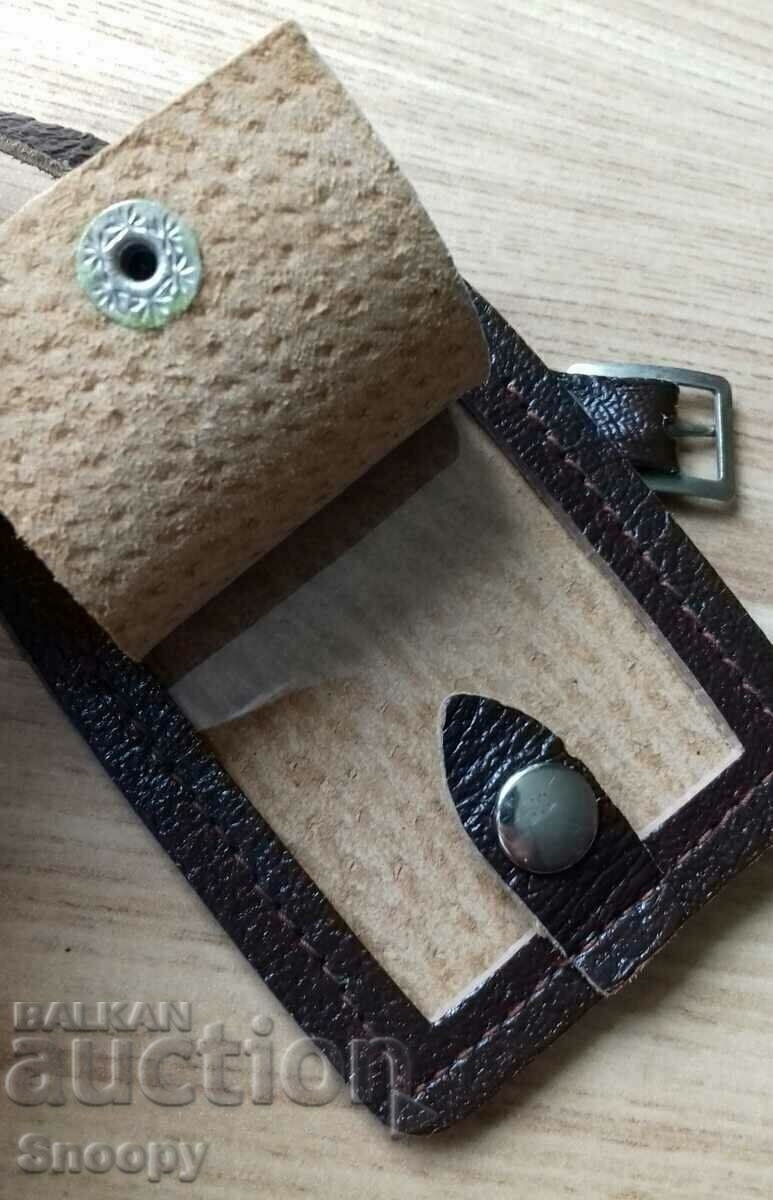 Leather case for suitcase tag - 6 Leather case for suitcase tag - 6