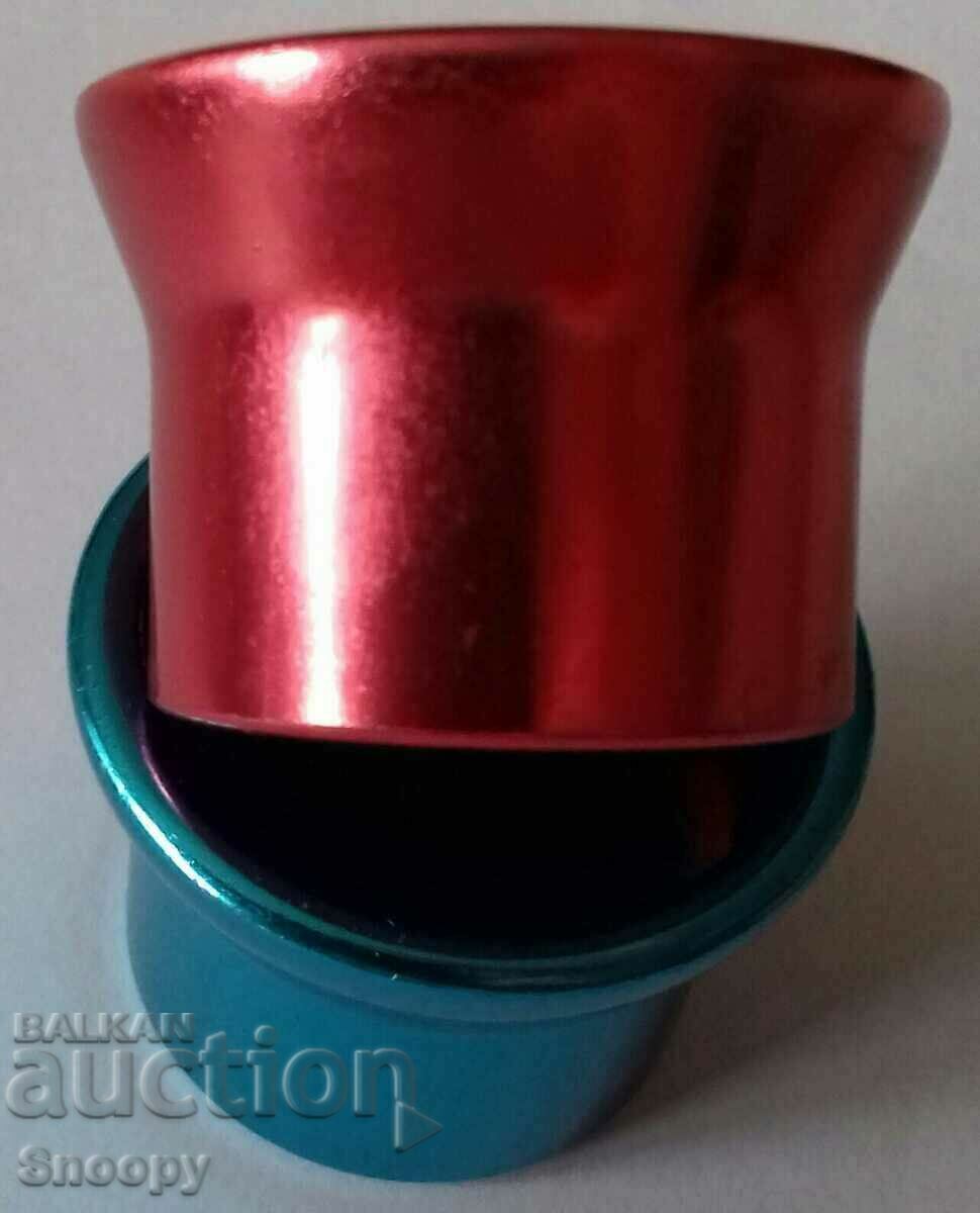 Παράδοση Μεταλλικά πώματα για γυάλινες φιάλες - 2 τεμ. Παράδοση Μεταλλικά πώματα για γυάλινες φιάλες - 2 τεμ.