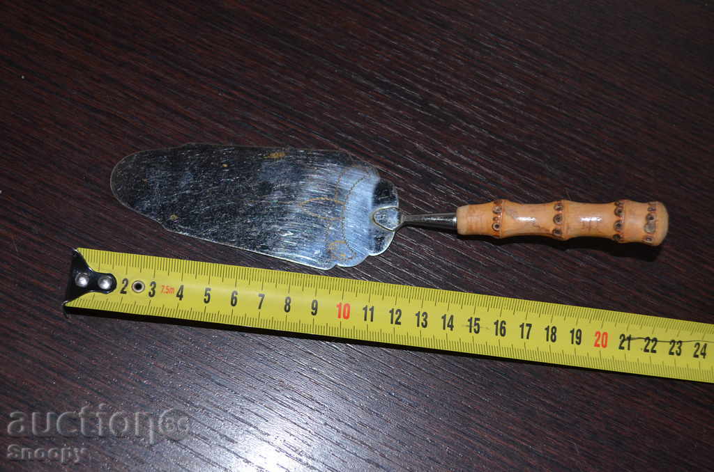 Σπάτουλα ζαχαροπλαστικής με τιμή 2.00 BGN | € 1.02