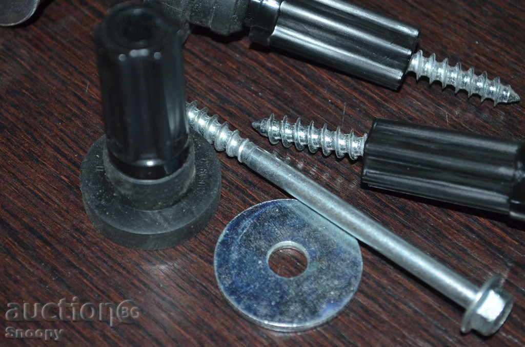 Δημοπρασία 4 τεμ. βίδες με ροδέλα και λάστιχο Δημοπρασία 4 τεμ. βίδες με ροδέλα και λάστιχο