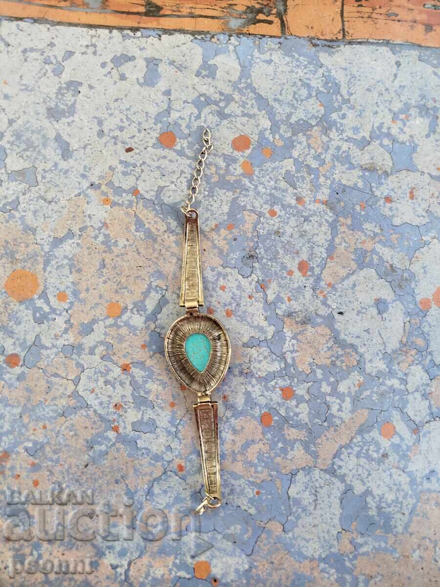 Brățară veche cu preț 11.00 BGN | € 5.62 Brățară veche cu preț 11.00 BGN | € 5.62