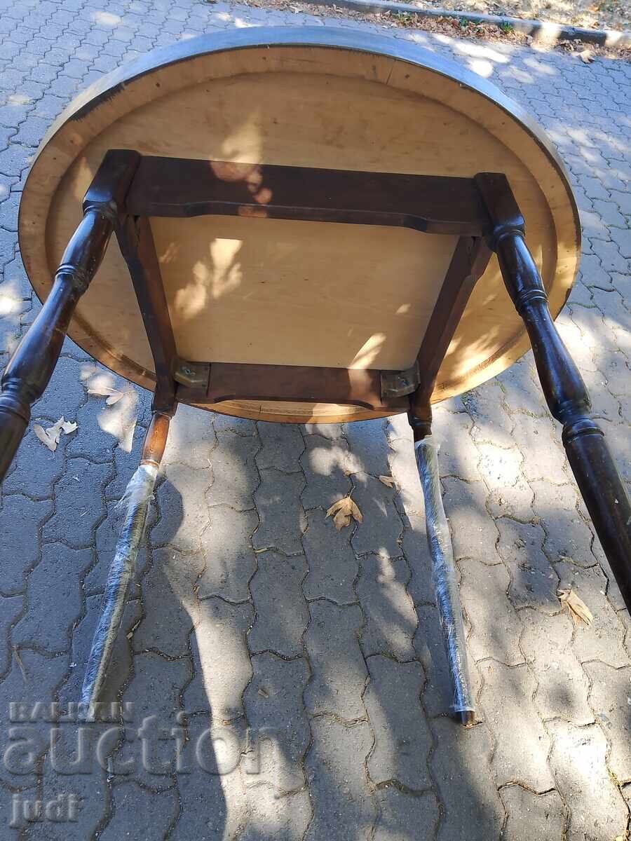 Wonderful wooden round table - 7