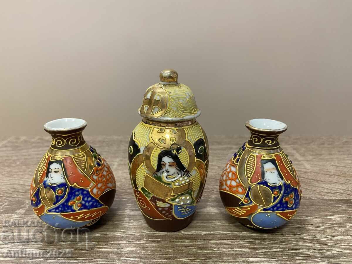 Σετ ιαπωνικών βάζων τύπου Satsuma Σετ ιαπωνικών βάζων τύπου Satsuma
