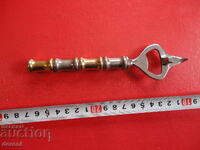 Deschizător de sticle superb de lux