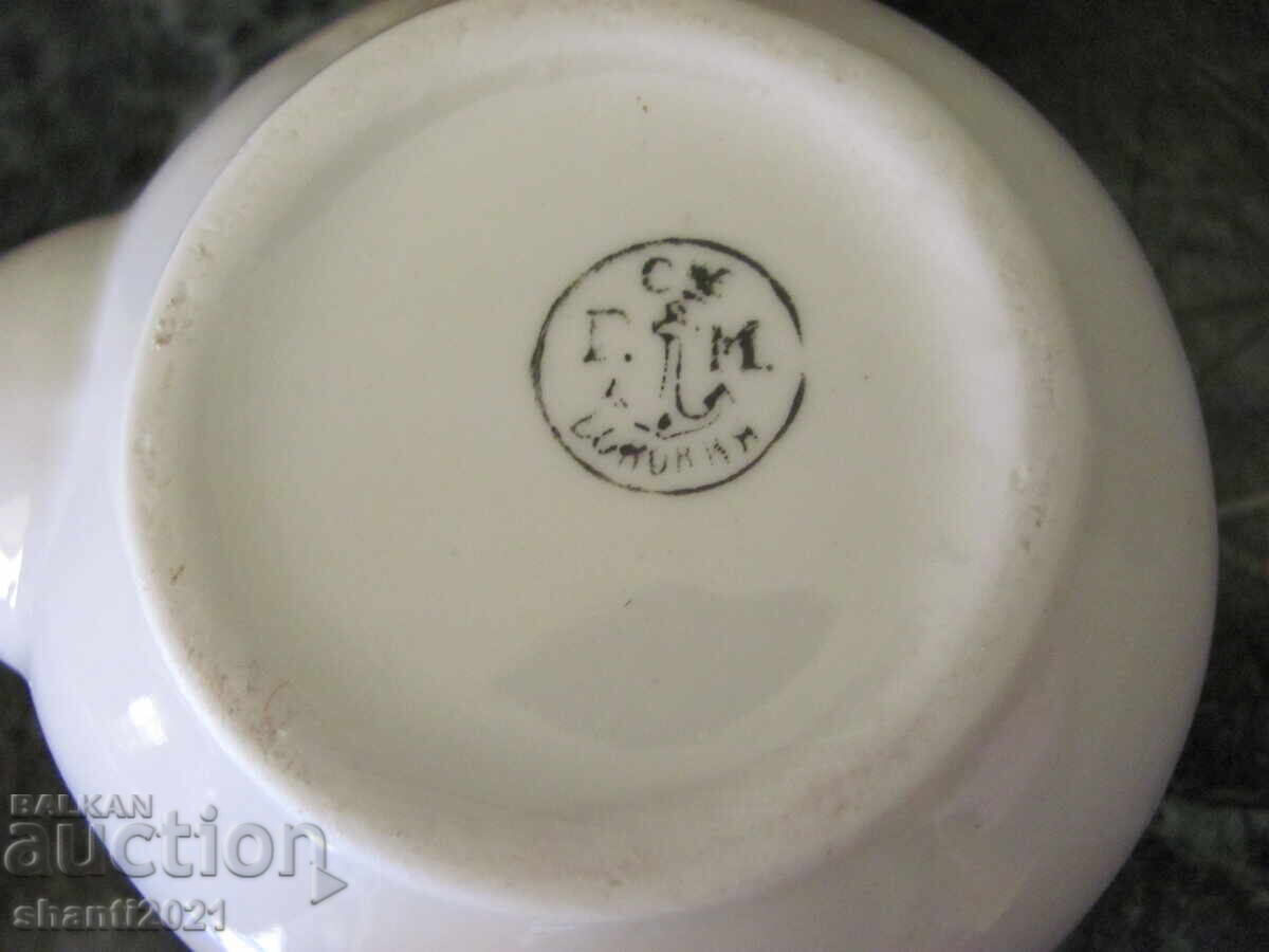 Livrarea Hrănitor (adăpător) din porțelan BONONIA G.M., marcat Livrarea Hrănitor (adăpător) din porțelan BONONIA G.M., marcat