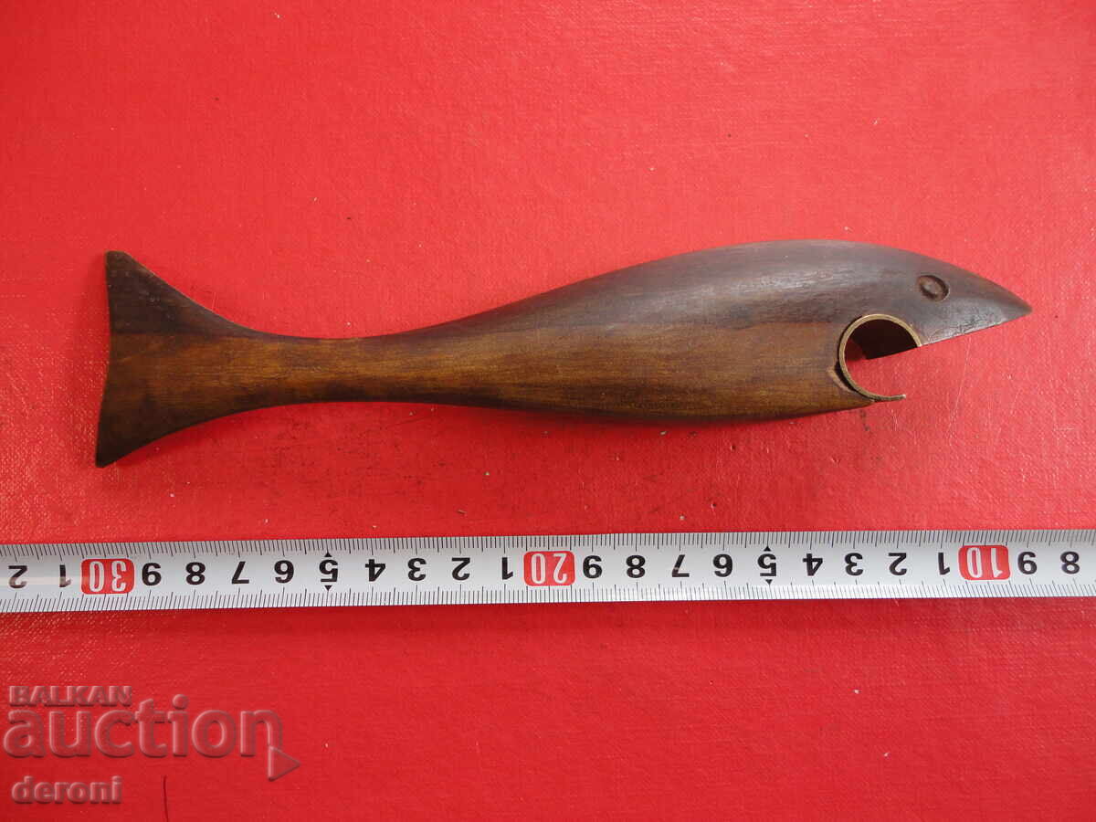 Απίθανο ανοιχτήρι μπίρας καρχαρίας