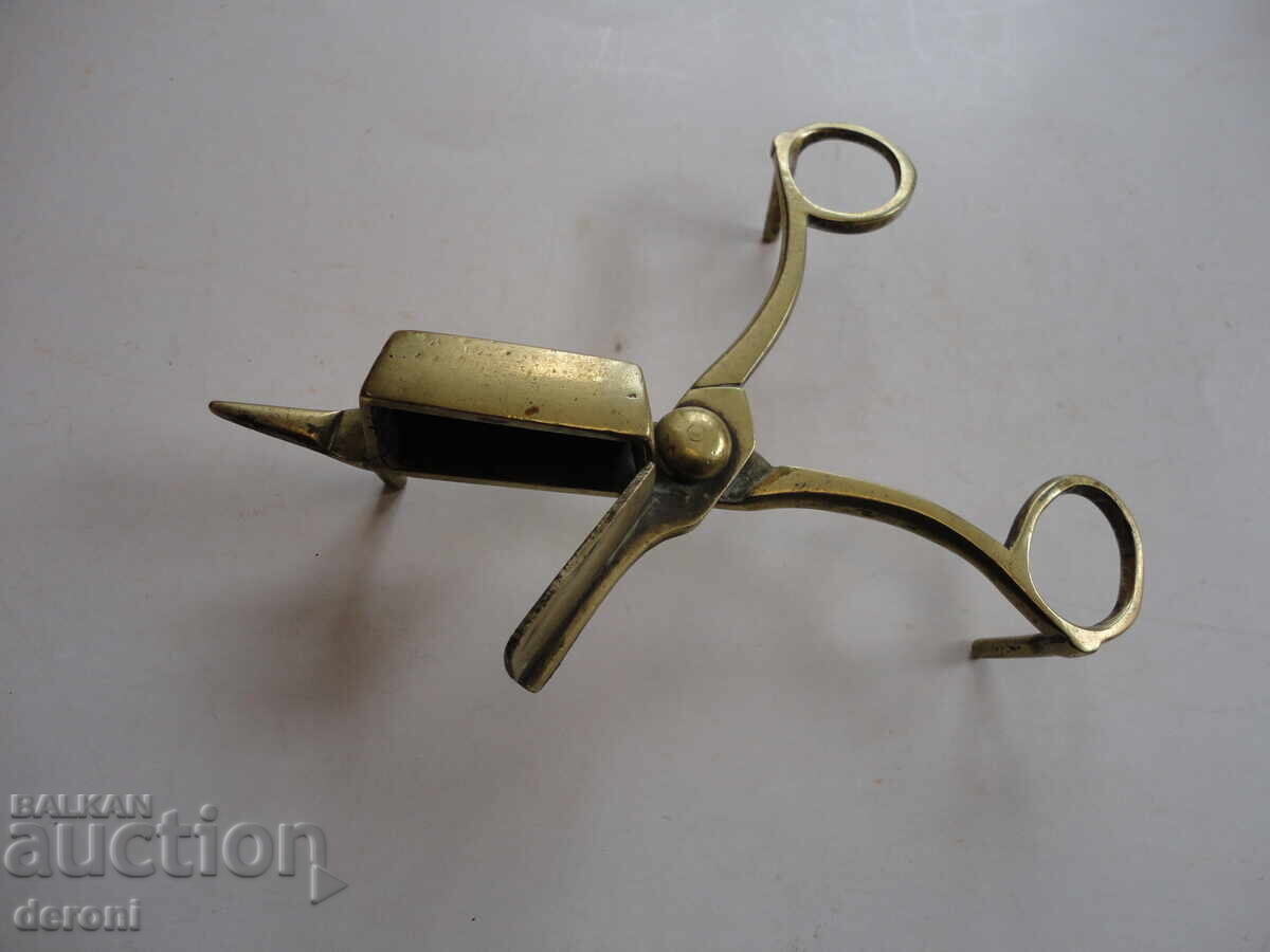 Foarfece vechi din bronz pentru fitiluri de lumânări și lămpi - 6