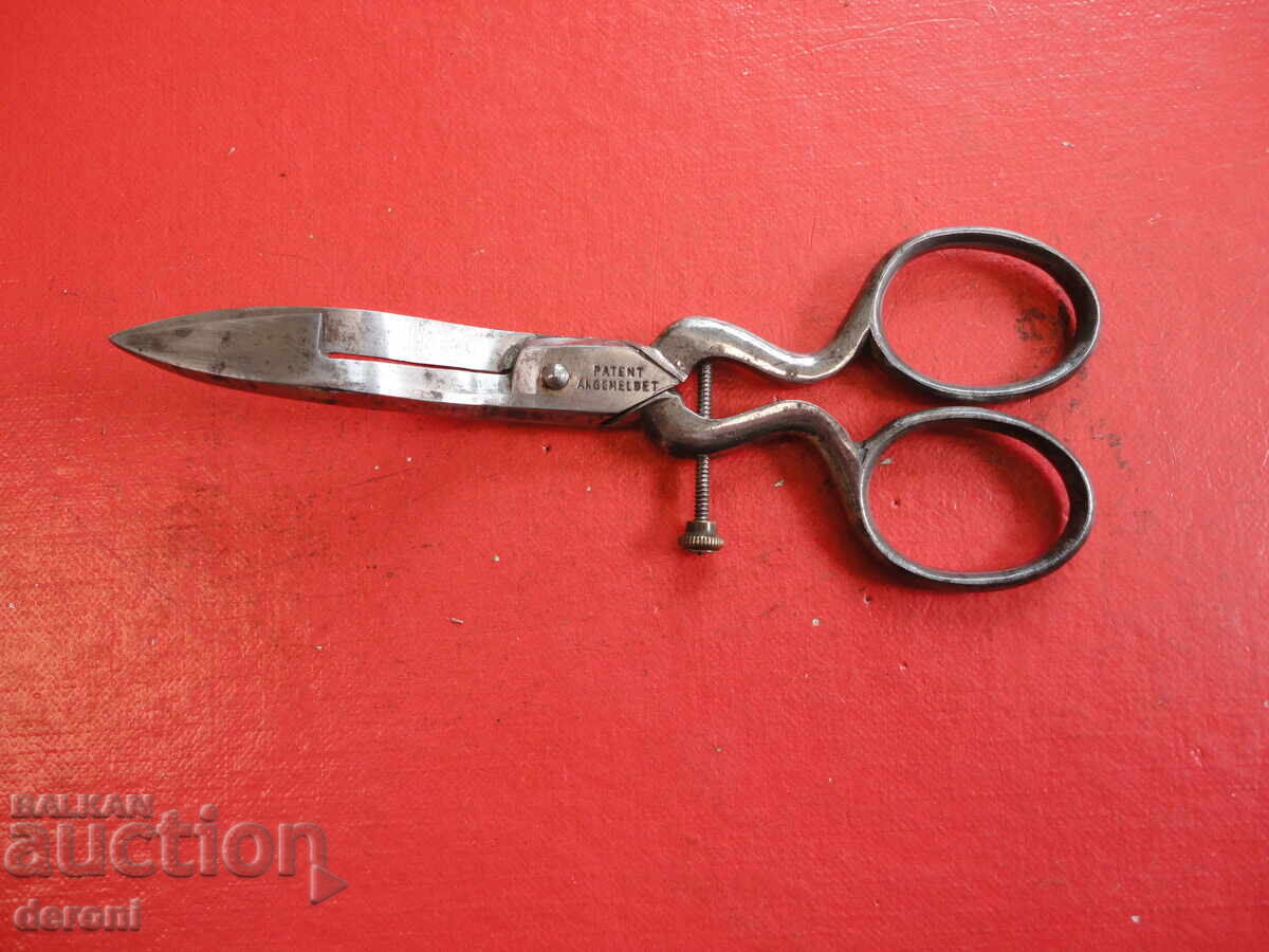 Licitație Foarfece vechi Mignon Patent