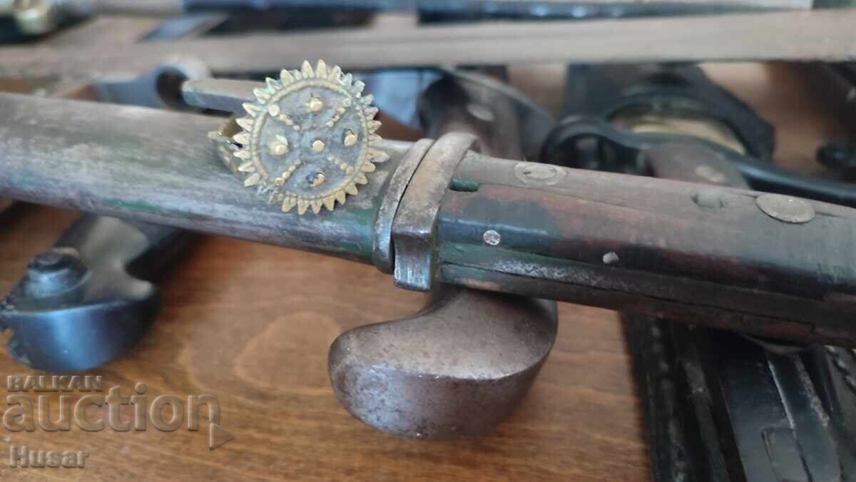 Τέλειο μπρούτζινο αναγεννησιακό δαχτυλίδι - 6