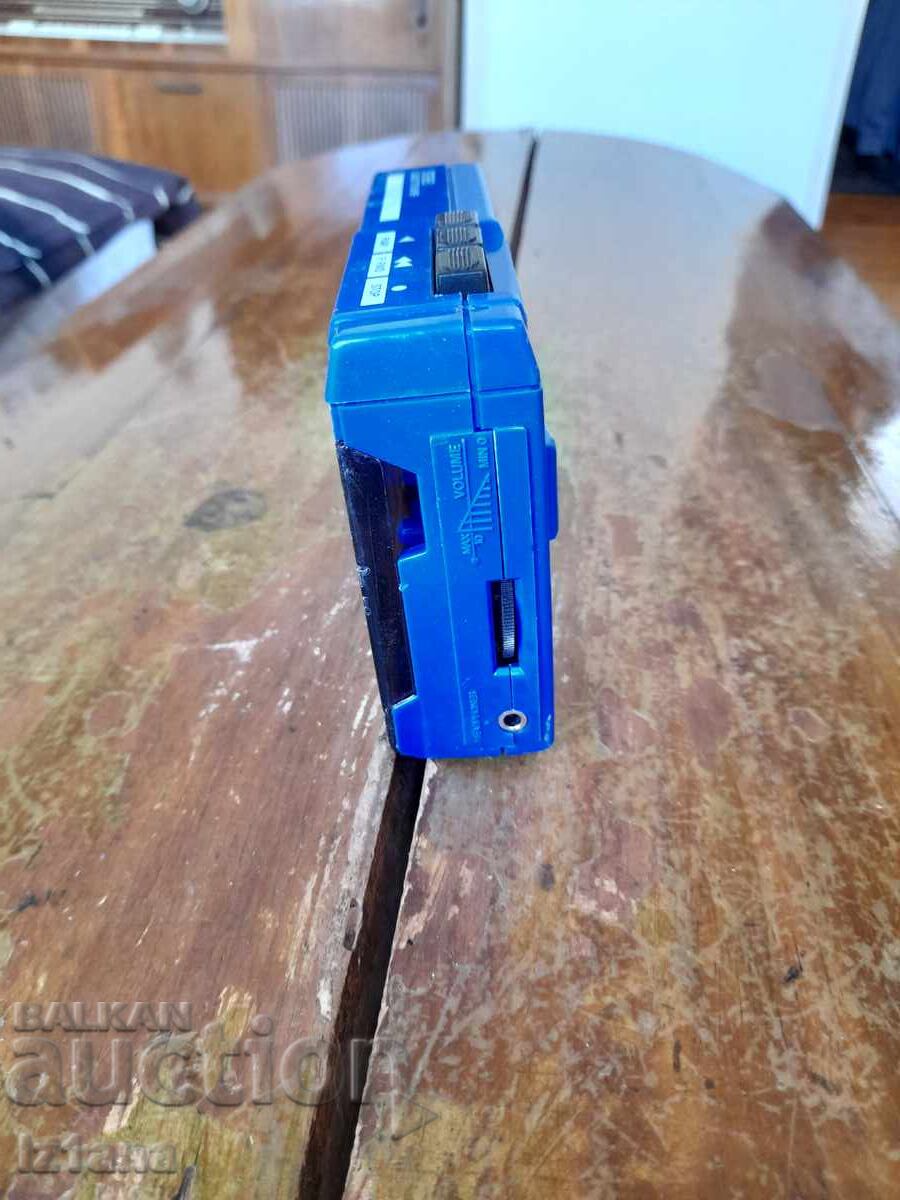 Auction  Star Walkman Usef