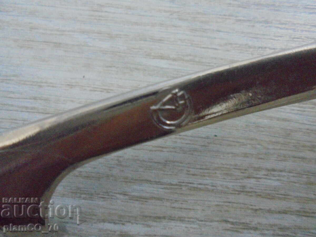 Livrarea №*8218 Mașină de tuns părul veche, mecanică Livrarea №*8218 Mașină de tuns părul veche, mecanică