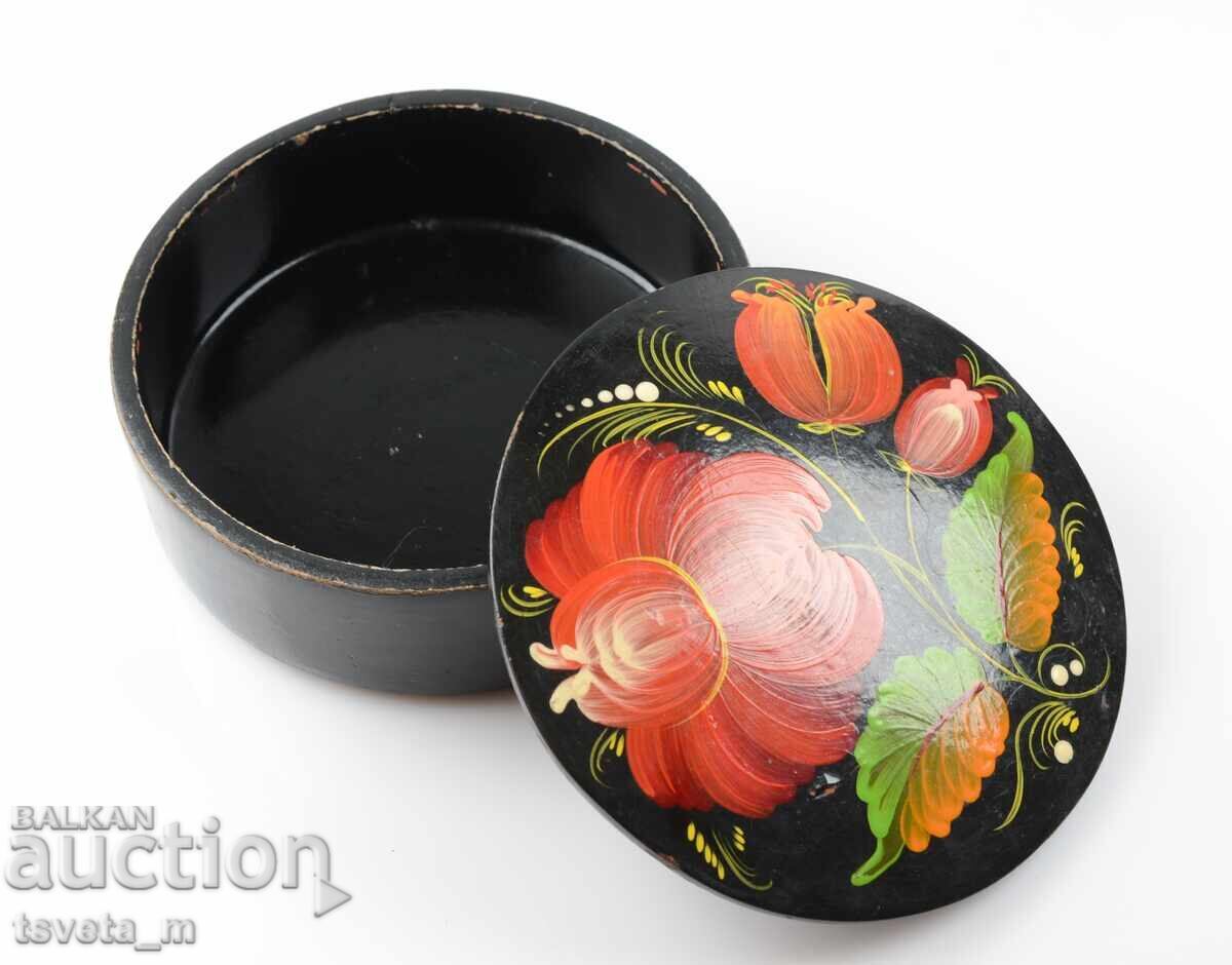 Auction  Wooden jewelry box Khokhloma USSR lacquer hand-painted lid