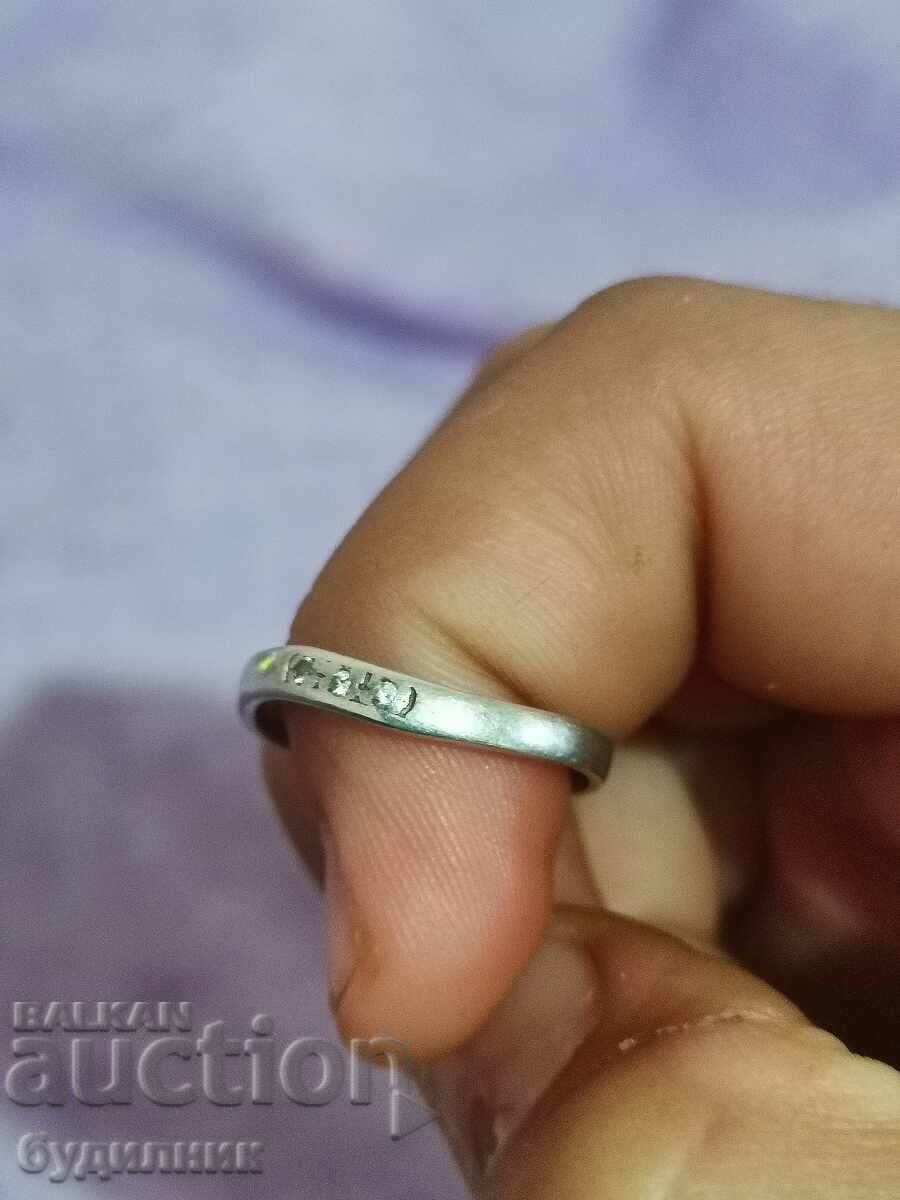 Аукцион Сребърен пръстен. 16,2мм. Пускам над 100 Аукциона. Разгледай