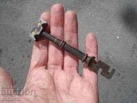 STEAUA DE AUR CU DIAMANT