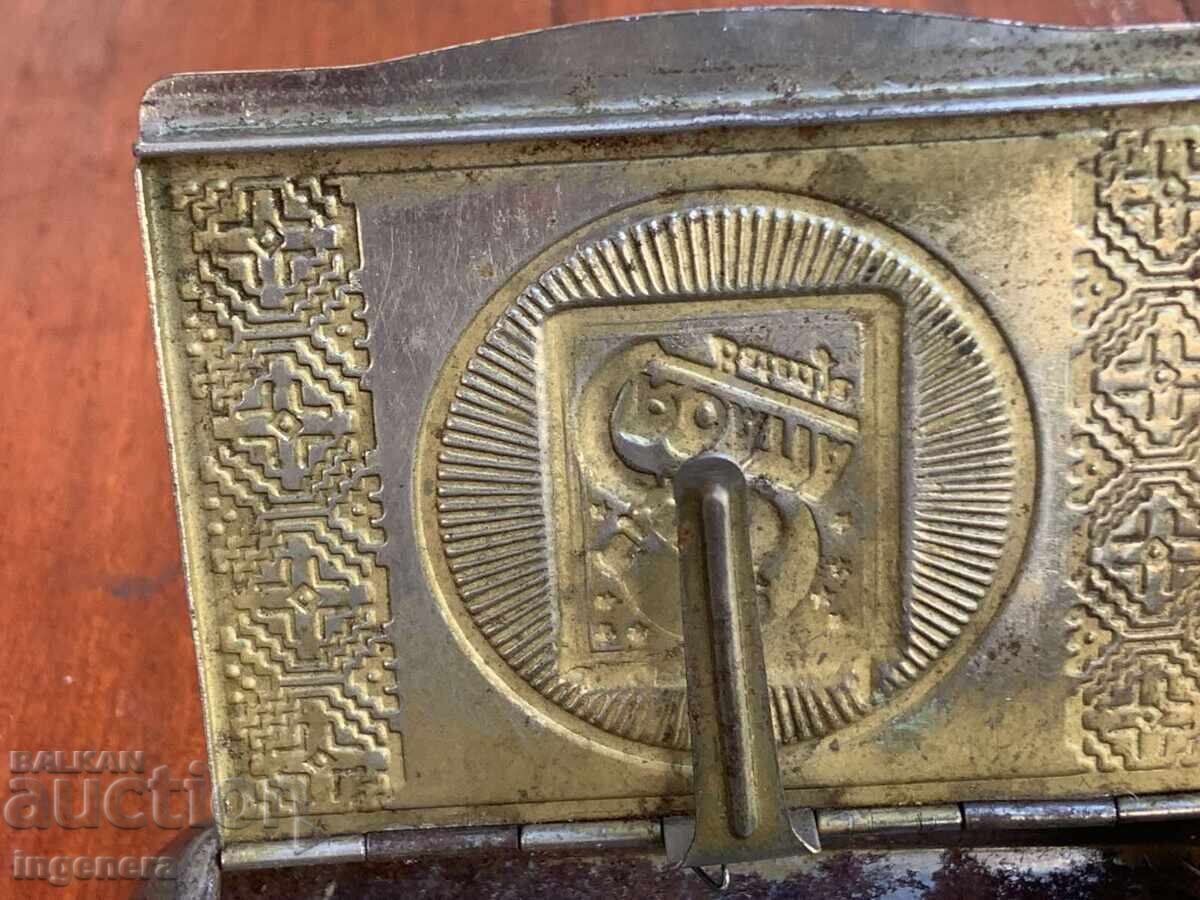 Licitație TABACHERĂ DIN ANII '50 AI SECOLULUI TRECUT