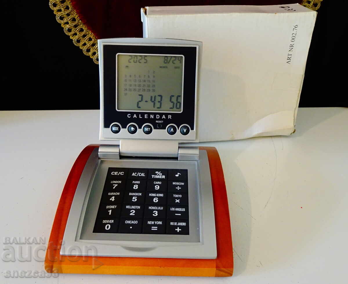 Table clock, alarm clock, calendar, wooden base with price 9.00 BGN | € 4.60