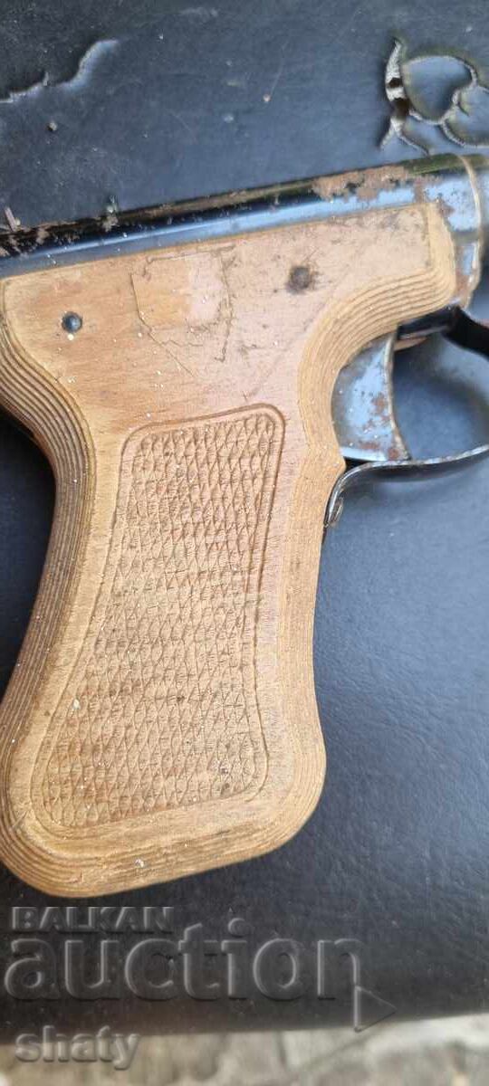 Air pistol. Diana with price 125.00 BGN | € 63.91 Air pistol. Diana with price 125.00 BGN | € 63.91