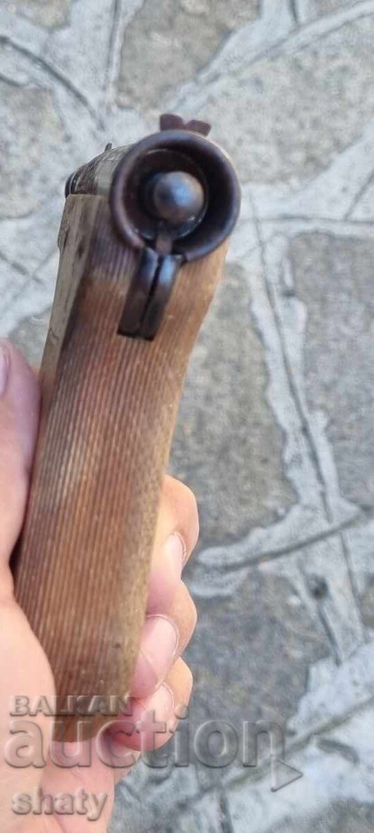 Air pistol. Diana - 5 Air pistol. Diana - 5