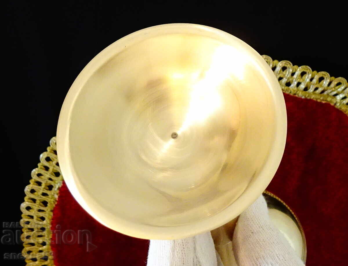 Бронзов бокал,чаша за вино,лале,релеф. - 5