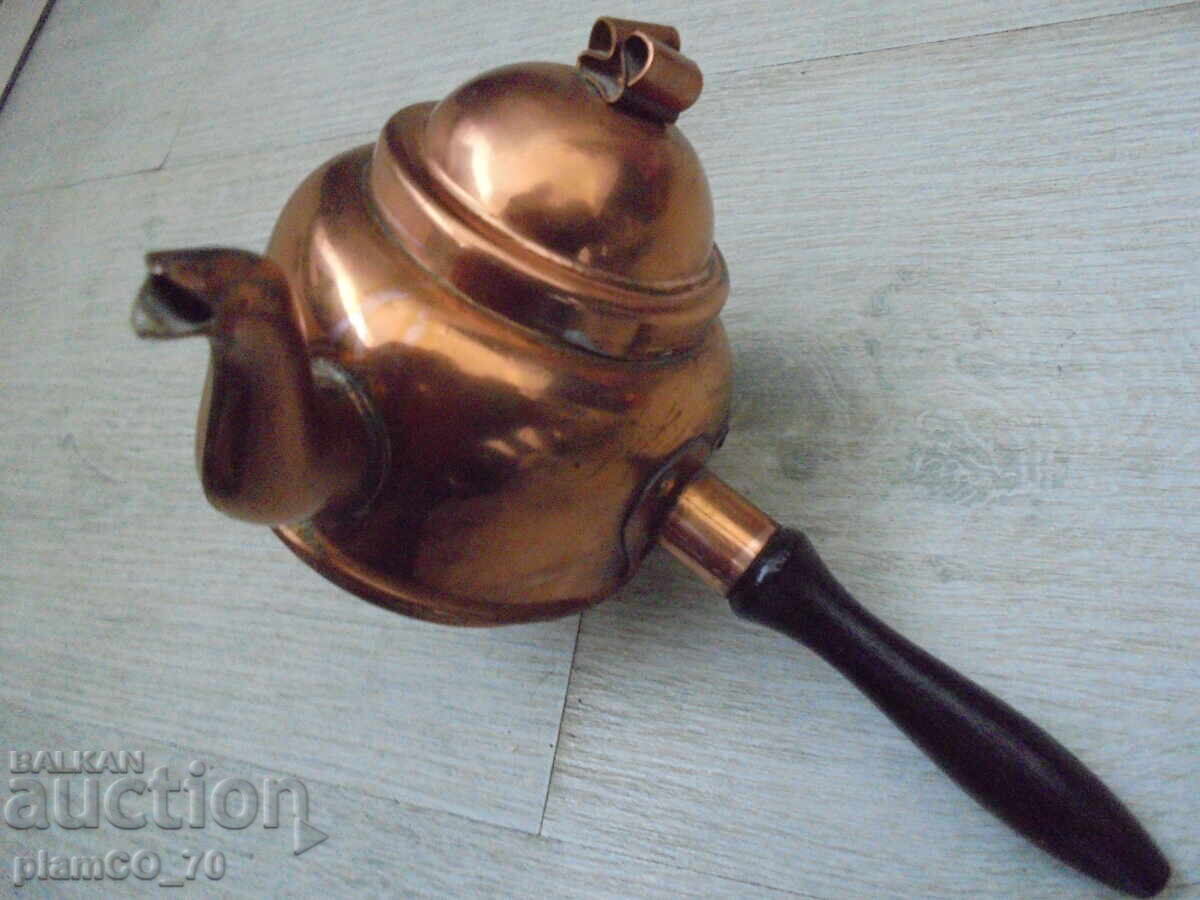 Παράδοση №*8222 παλιό μικρό μεταλλικό / χάλκινο τσαγιερό