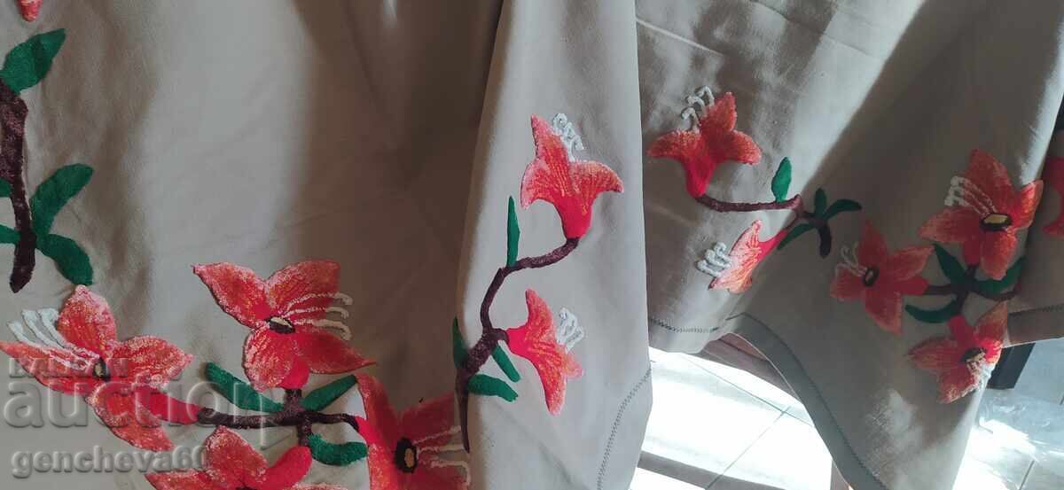 Auction  Large tablecloth with plush embroidery