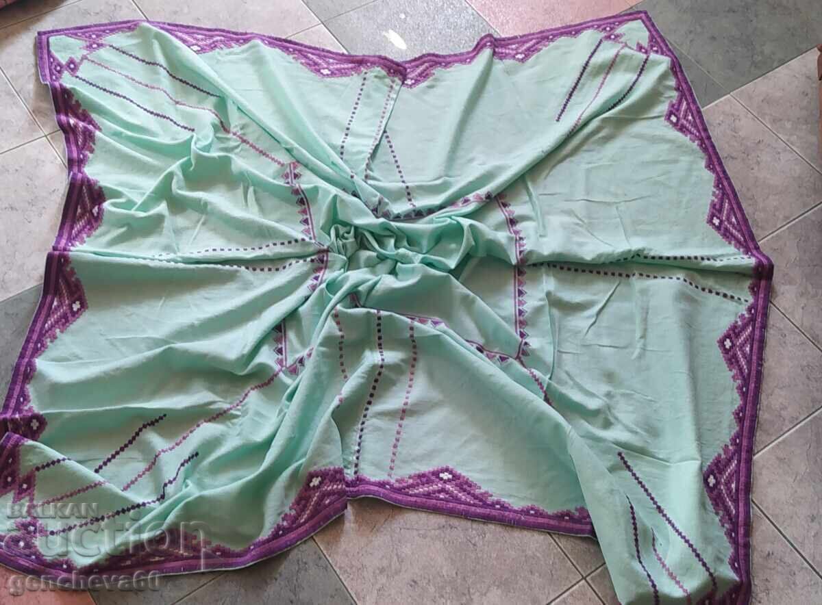 Licitație Față de masă retro mare, cu broderie