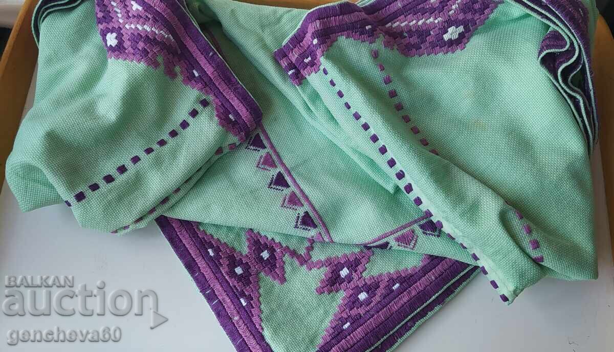 Delivery of Large Retro Tablecloth with Embroidery