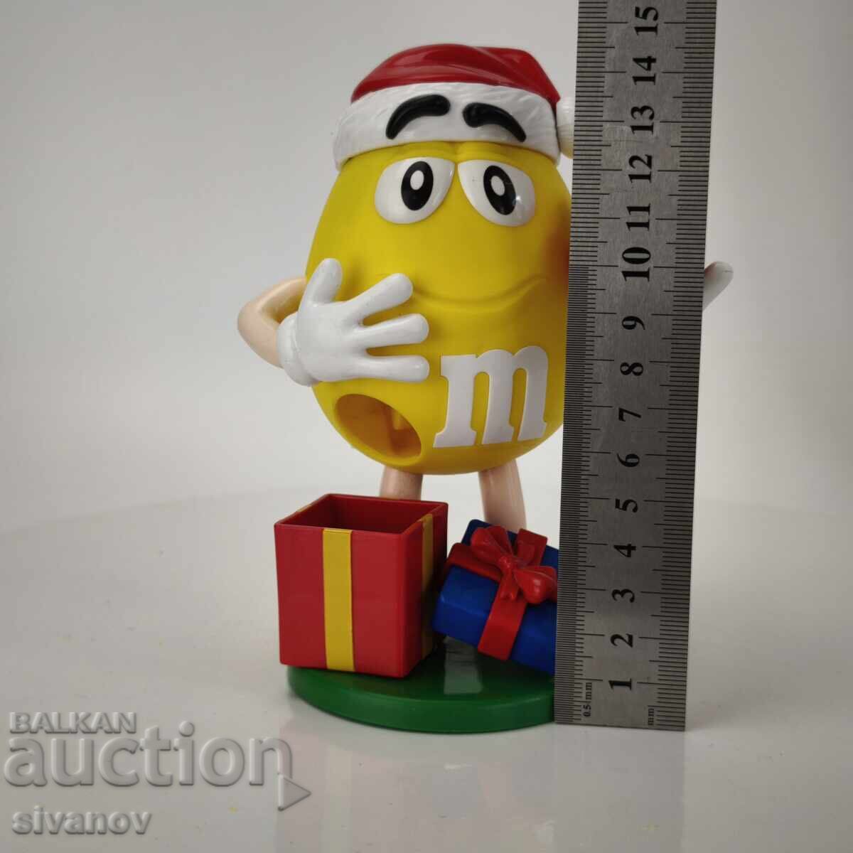 Dozator de bomboane M&M's galben, ediție de Crăciun #6176 - 6 Dozator de bomboane M&M's galben, ediție de Crăciun #6176 - 6