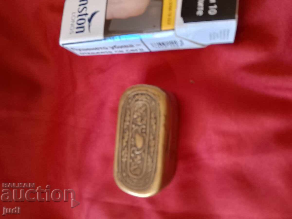 Veche cutie de tutun de prizat - 7