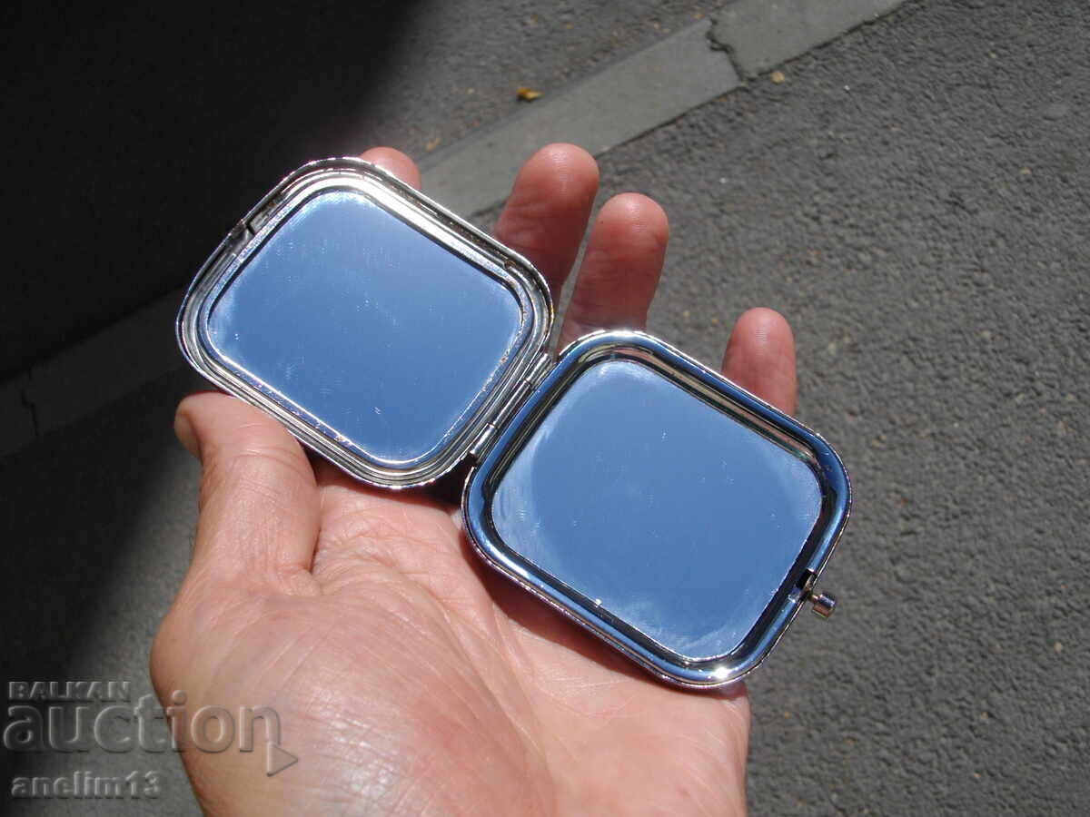 OLD POCKET MIRROR MIRROR - 6 OLD POCKET MIRROR MIRROR - 6