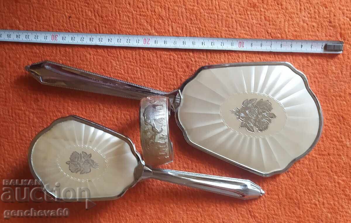 Ρετρό σετ και ασημένιο βραχιόλι, ελεφαντάκια με τιμή € 15.00 | 29.34 BGN