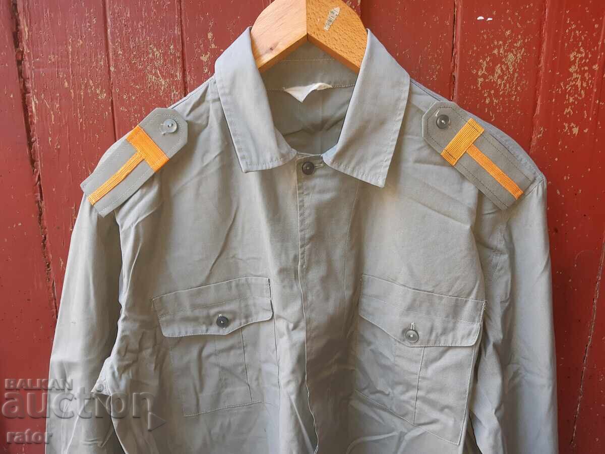 Jachetă, uniformă de sergent major - ABN, RPR cu preț 14.99 BGN | € 7.66 Jachetă, uniformă de sergent major - ABN, RPR cu preț 14.99 BGN | € 7.66