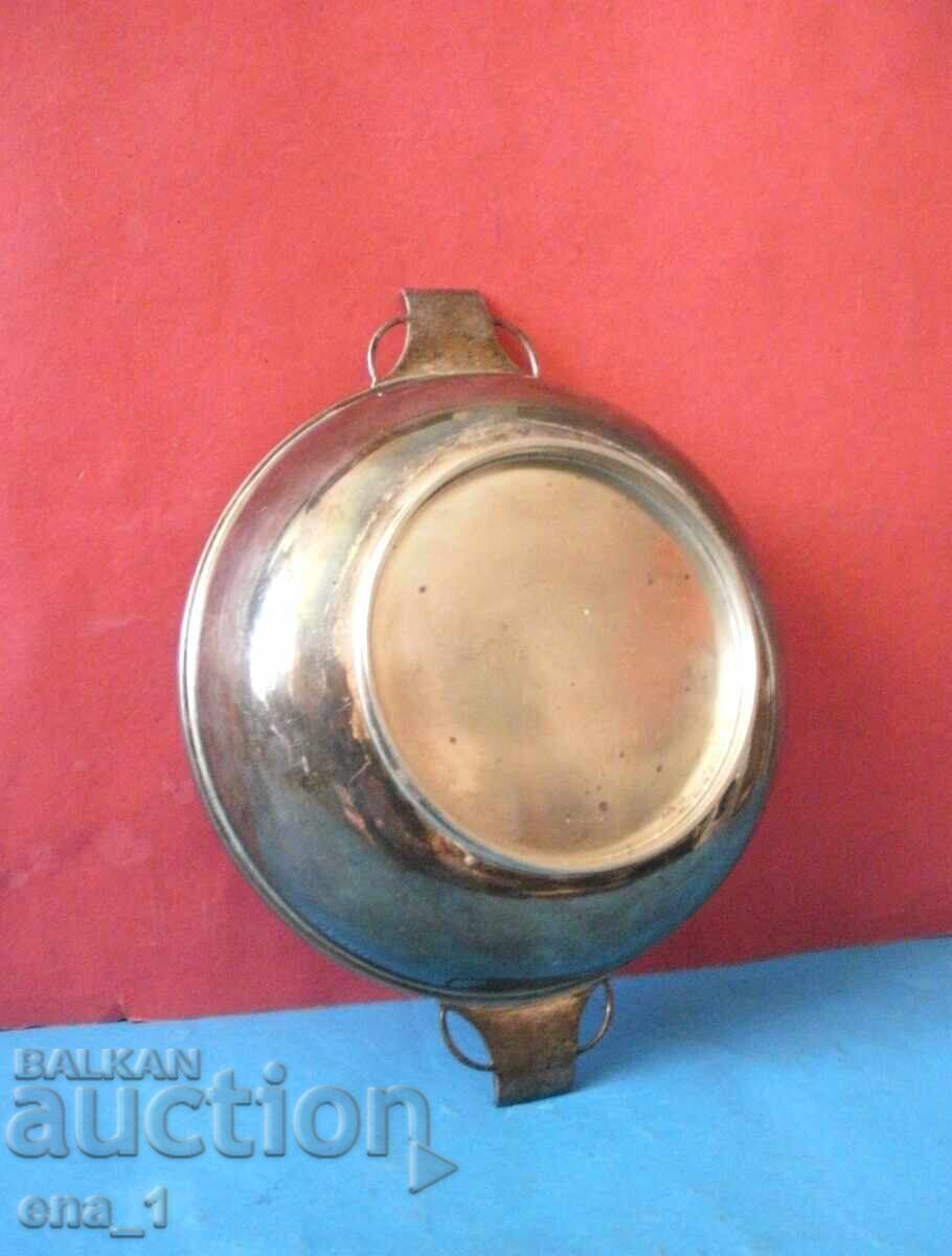 Доставка на Антикварна англ. сребърна сосиера на фирма Fattorini & Co.