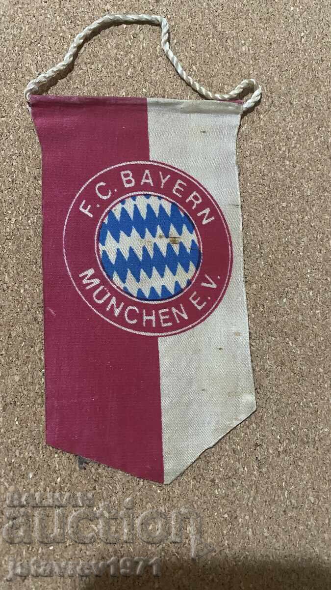 Steag CSKA Bayern Munchen cu preț 40.00 BGN | € 20.45 Steag CSKA Bayern Munchen cu preț 40.00 BGN | € 20.45